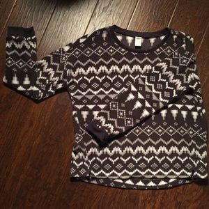OLD NAVY SWEATER